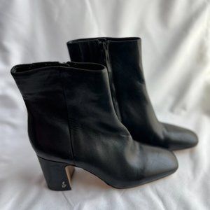 SALE!!!FAWN ANKLE BLACK BOOTIE SIZE 9.5